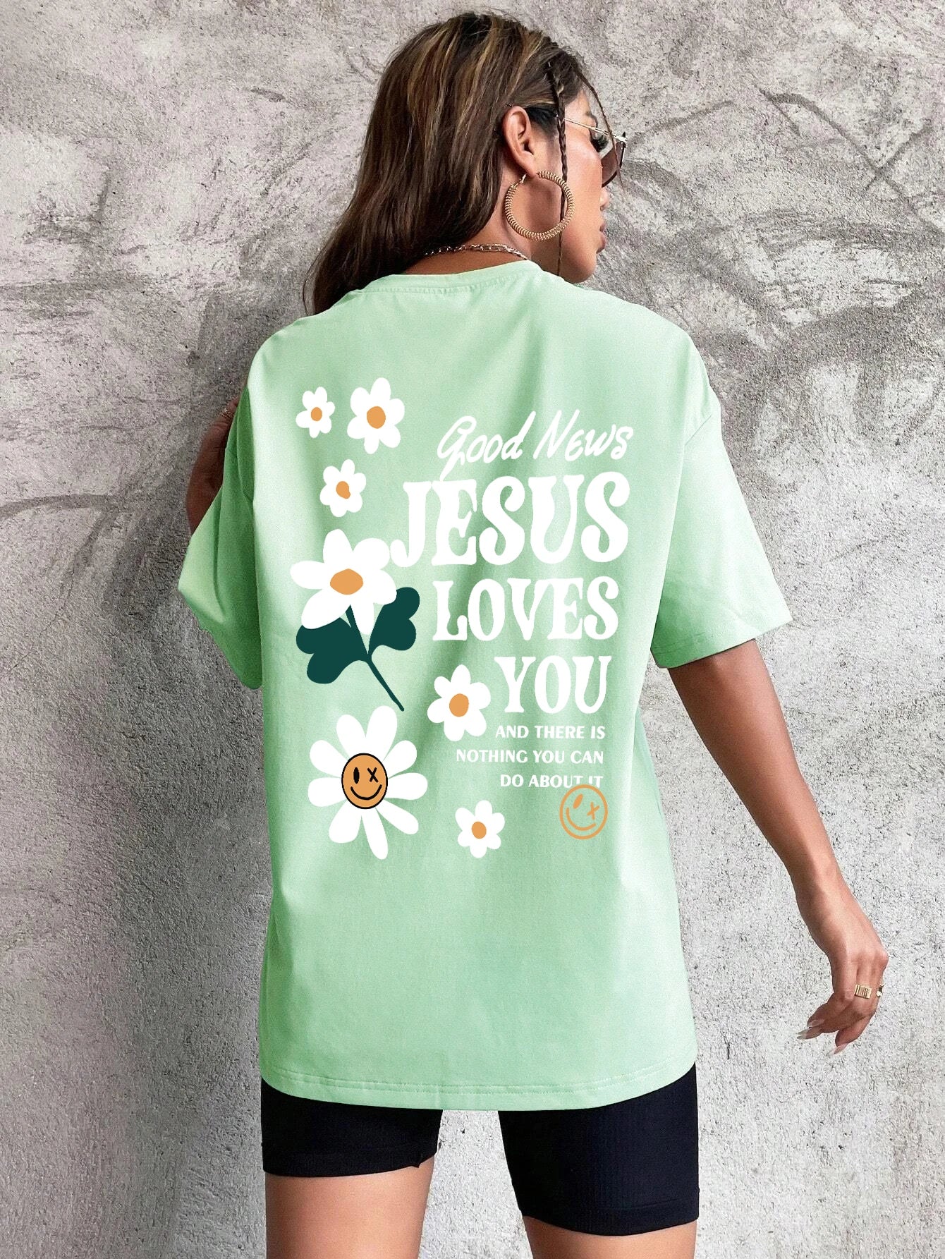 Good News Jesus Loves You Print Women’s T-Shirt – Casual Summer Cotton Tee with Floral Design